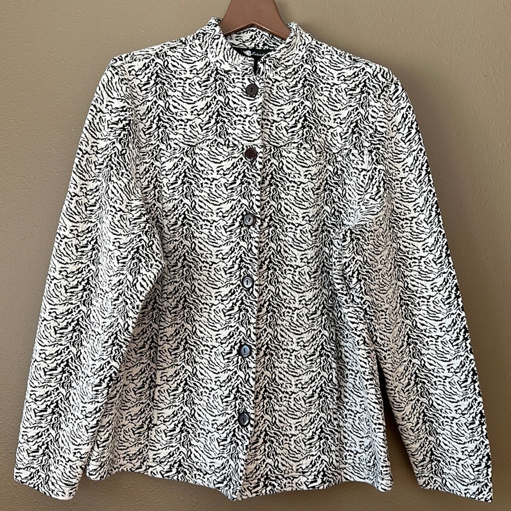 Women’s Blast blazer; size XL
